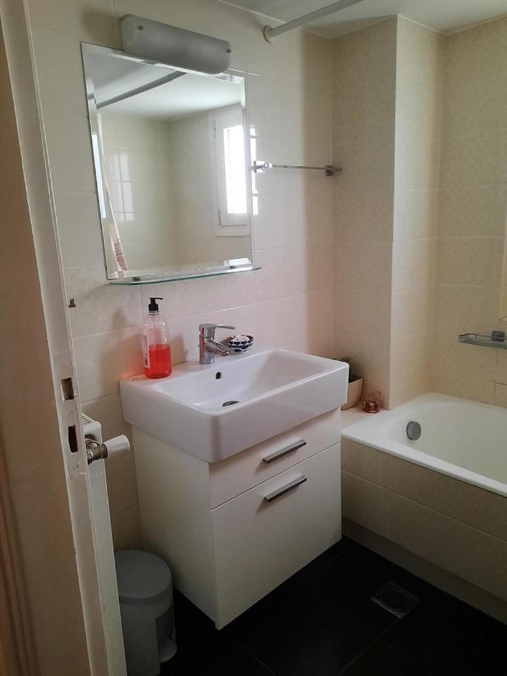 Private Spacious Floor Koukaki - Apartment