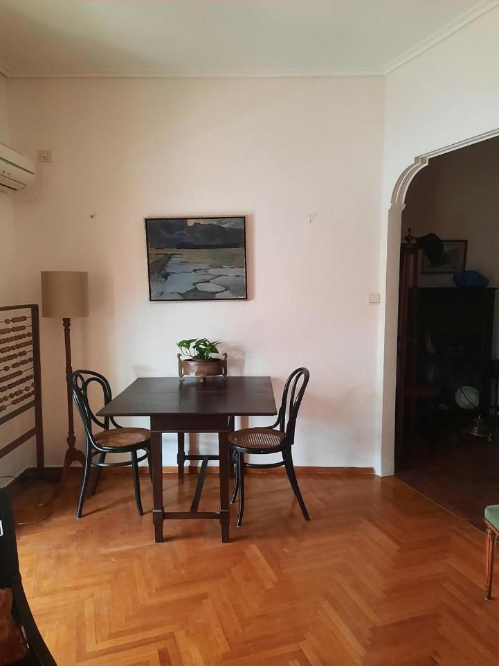 Private Spacious Floor Koukaki - Apartment